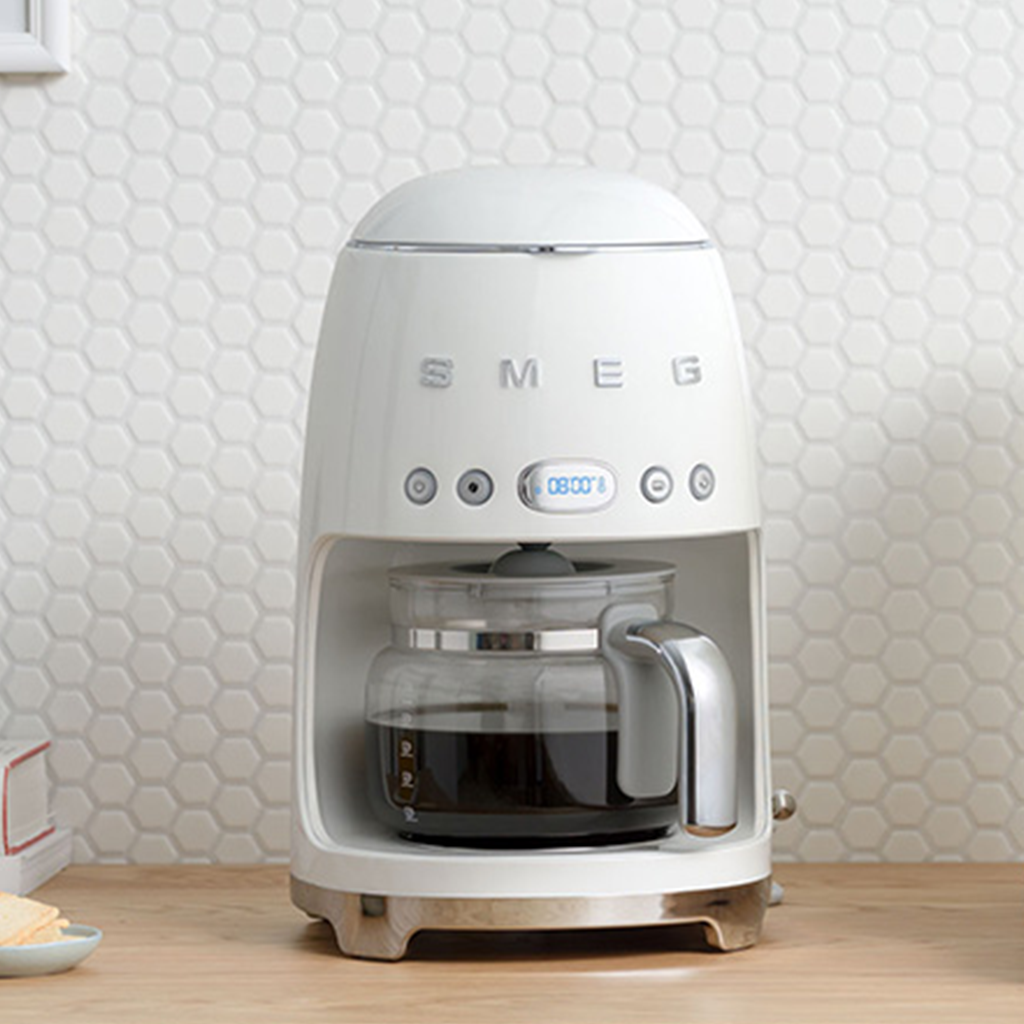 Drip filter coffee machine in stainless steel