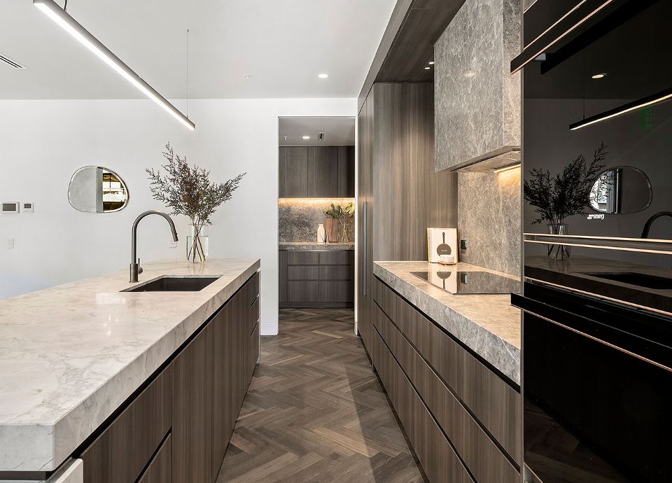 La Storia close up of Smeg Dolce Stil Novo oven