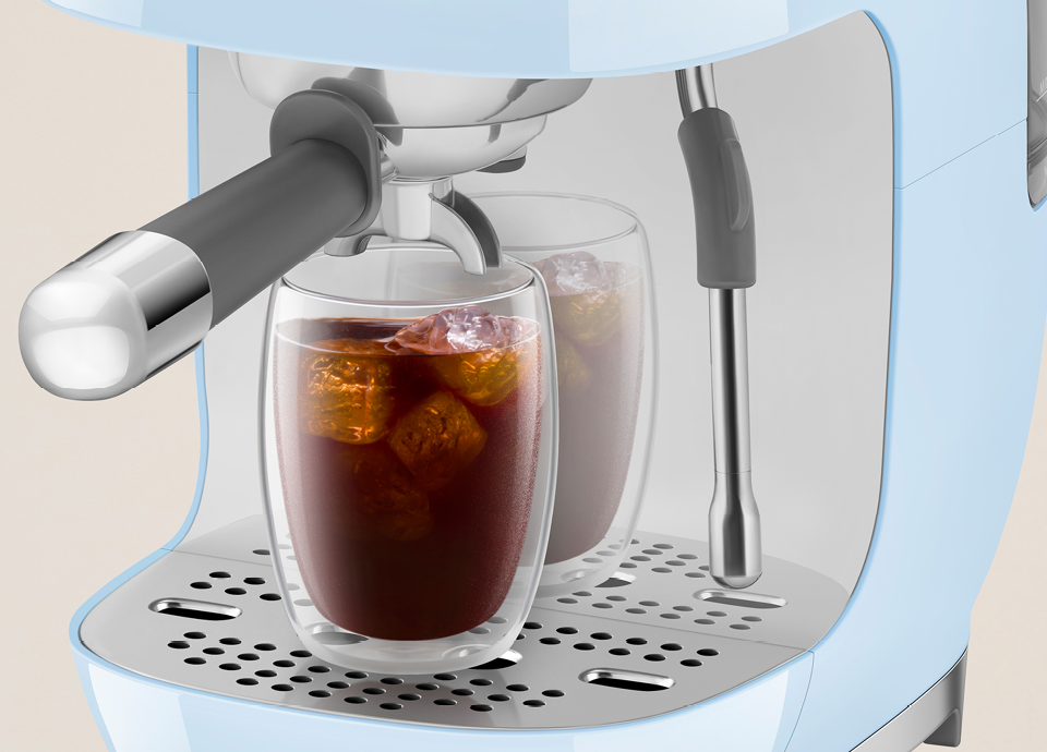 Machine à café Expresso ECF03PBEU