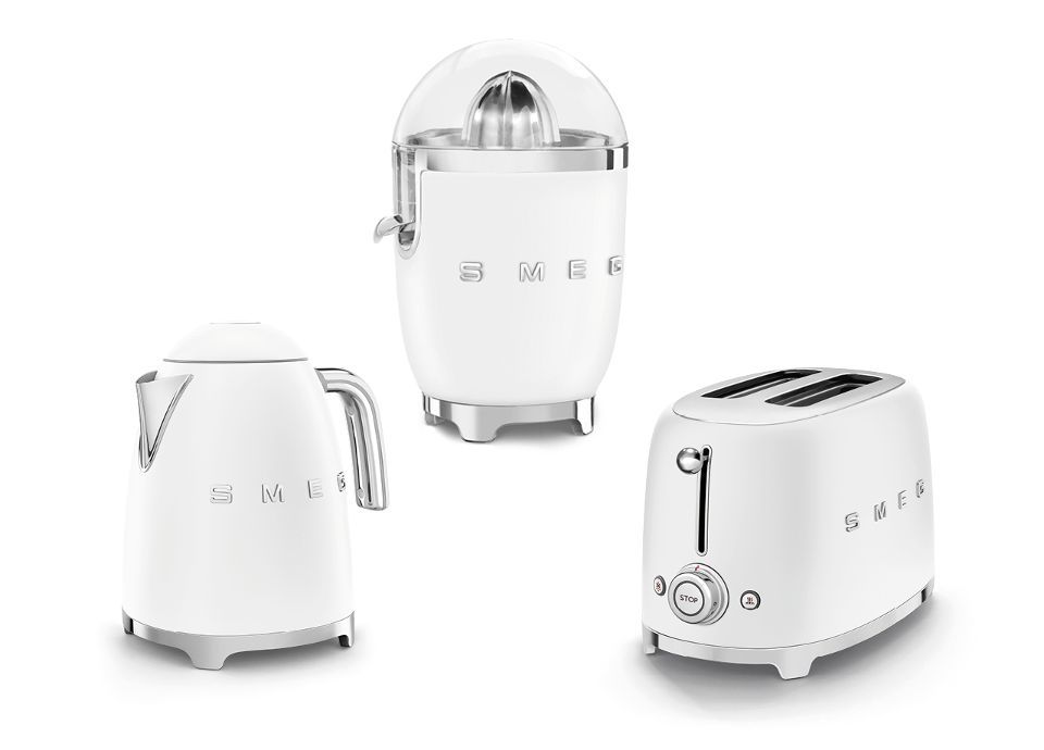 Set colazione composto da bollitore elettrico, spremiagrumi e tostapane 2 fette nel colore bianco matt