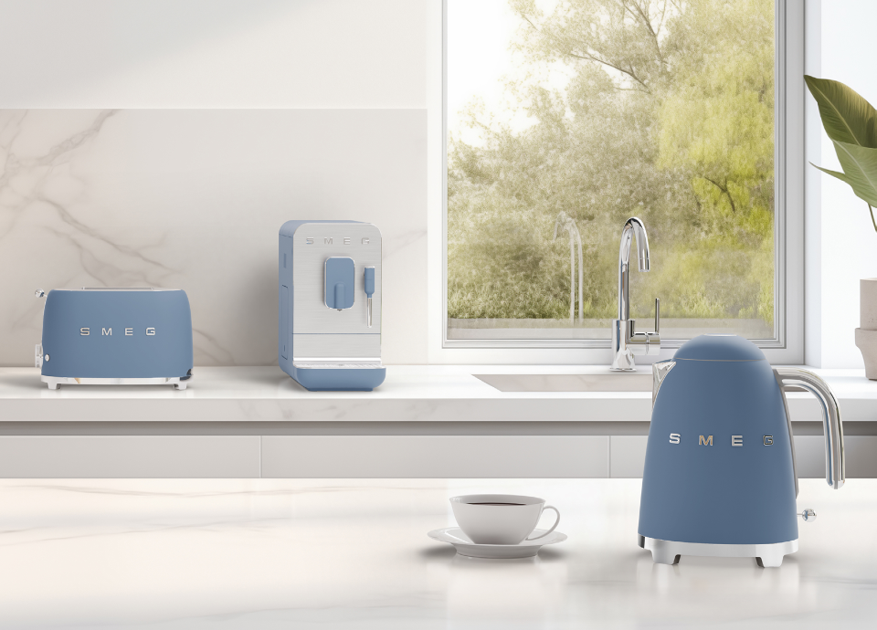 Petit électro SMEG Bleu Orage
