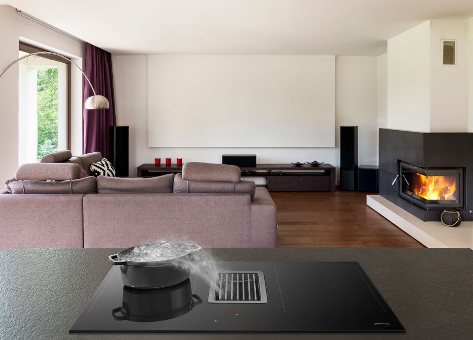 La table de cuisson avec hotte int&eacute;gr&eacute;e