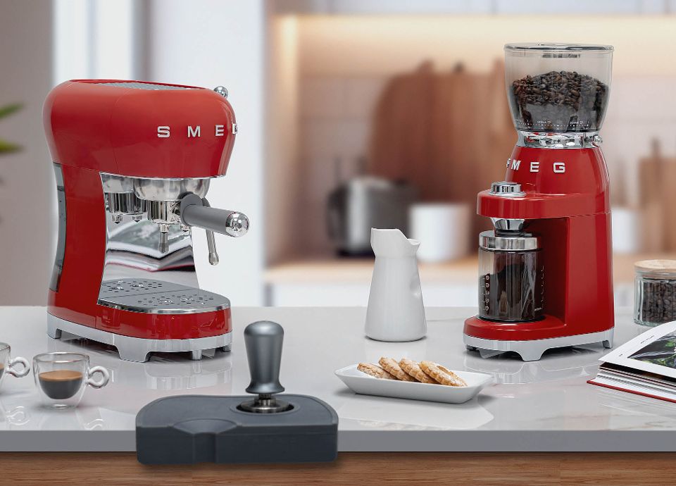 Les addicts au caf&eacute; avec SMEG !