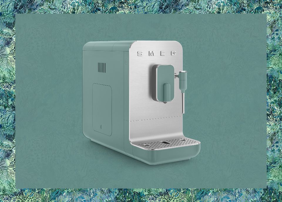 machine &agrave; caf&eacute; avec broyeur int&eacute;gr&eacute; en vert &eacute;meraude