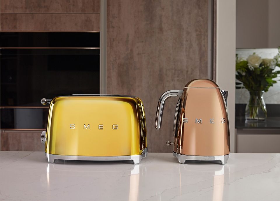 Peque&ntilde;os electrodom&eacute;sticos en colores &uacute;nicos