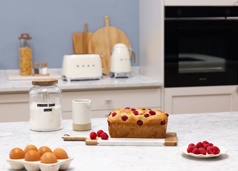 Plumcake senza glutine ai lamponi | Smeg