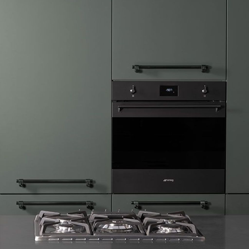 Matte Black Range Cooking