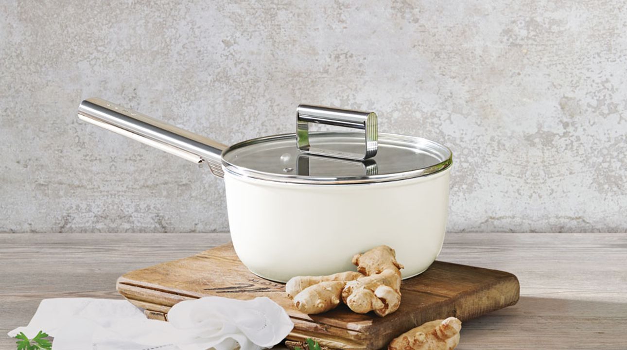 smeg saucepan