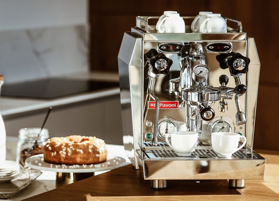 la pavoni semi professional