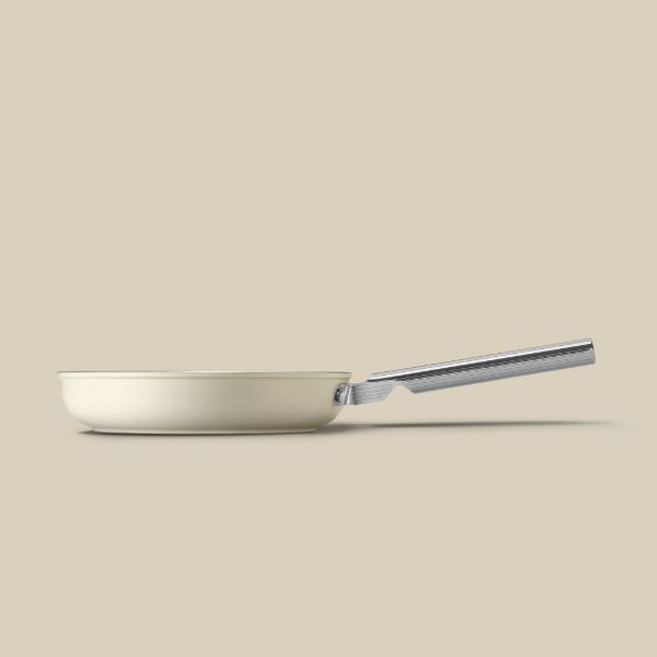 Frying pan - Smeg cookware range