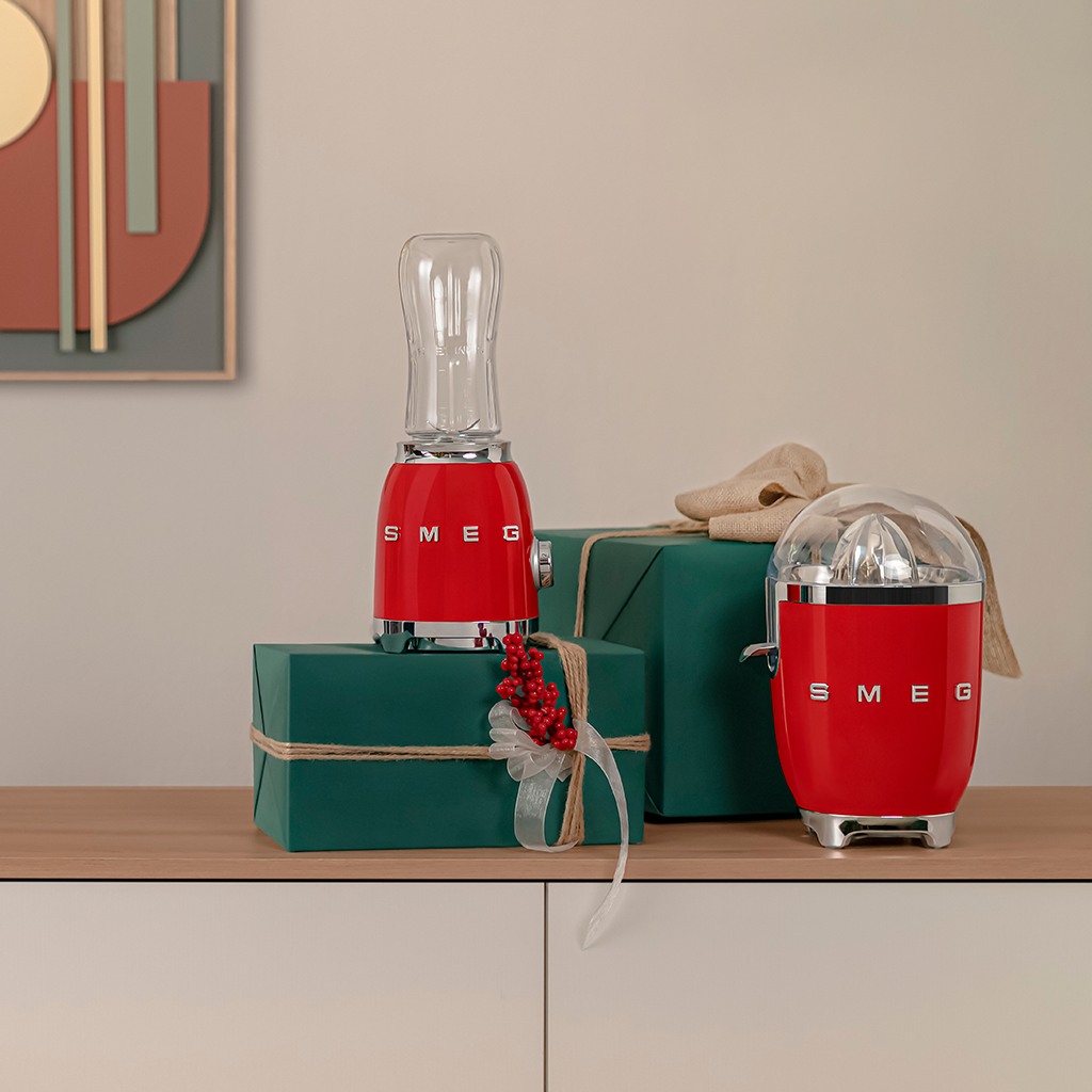 Festeggia il Natale con i Set Speciali Smeg