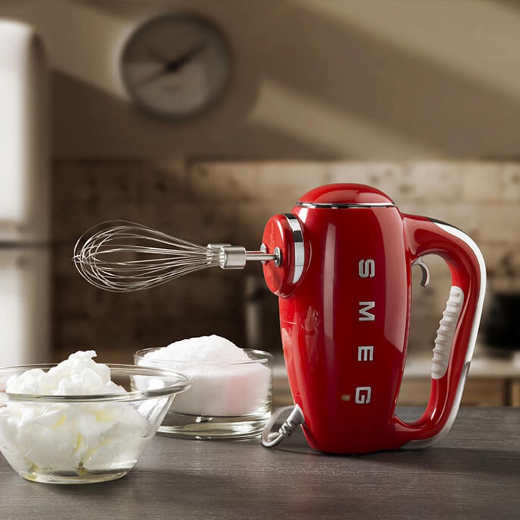 Smeg hand mixer