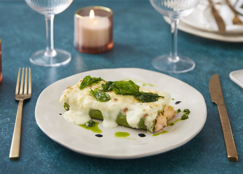 Cannelloni verdi gratin ripieni di salmone