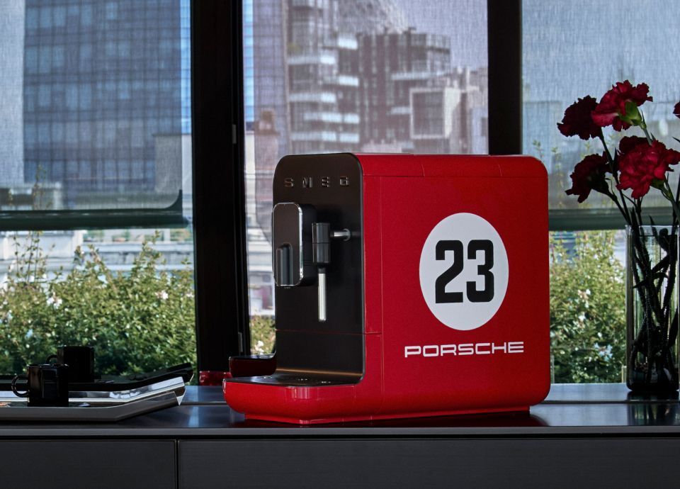 collezione Porsche x SMEG - 917 Salzburg Limited Edition