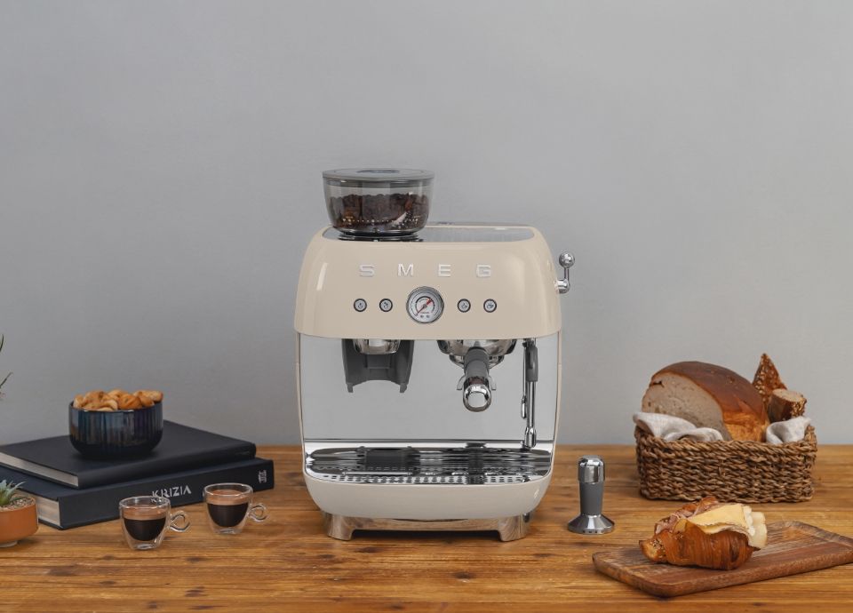 Manual espresso coffee machines
