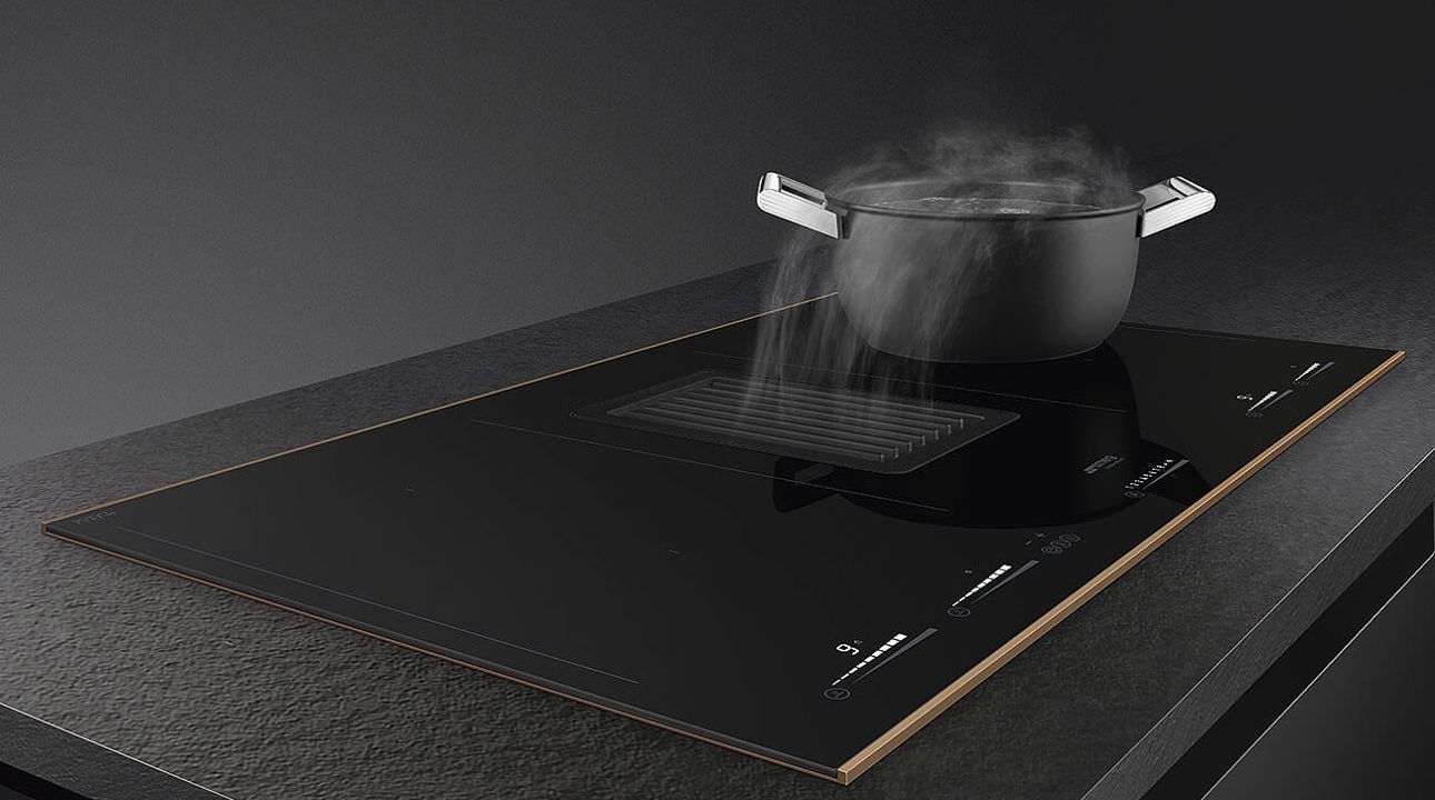 Table de cuisson avec hotte intégrée HOBD Smeg