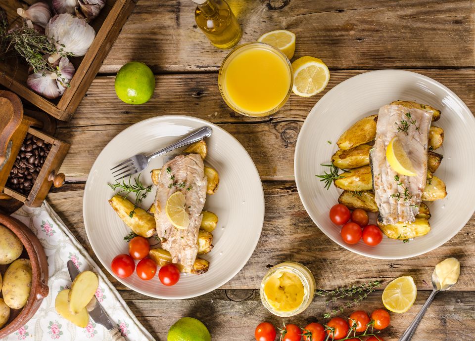 Ricetta Branzino con patate e pomodorini| Smeg world cuisine