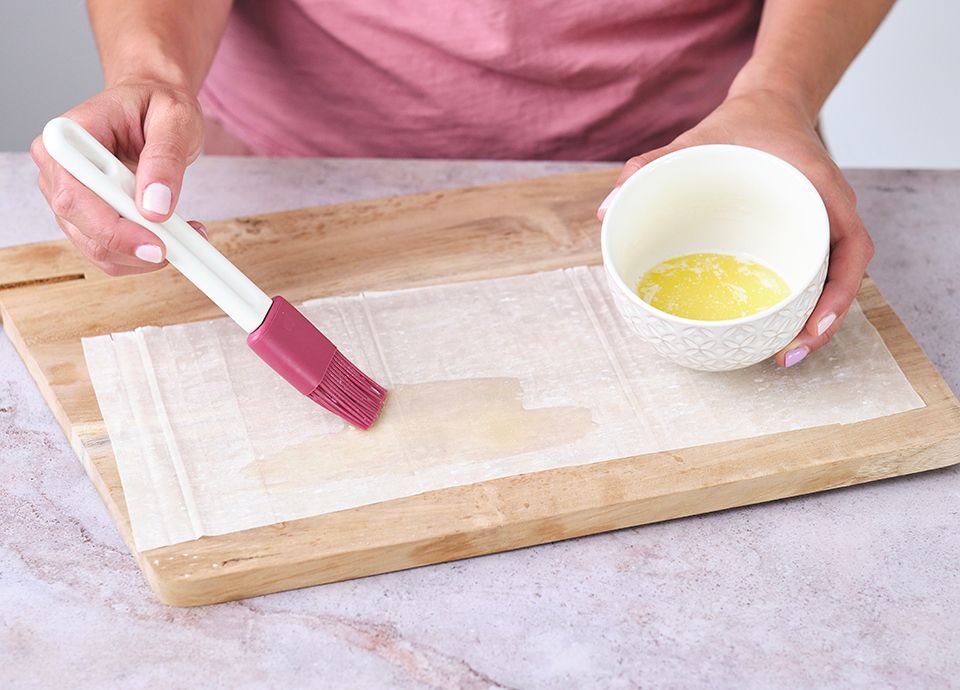 Phyllo dough strudel with ricotta, chocolate chips and red berries