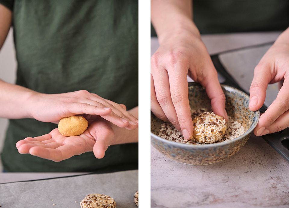 Carrot and lentil falafel